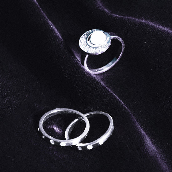 
                  
                    Set anelli Selene e Satellite - Malira - Anello
                  
                