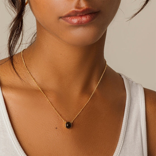
                  
                    Collana Onyx - Malira - Orecchini
                  
                